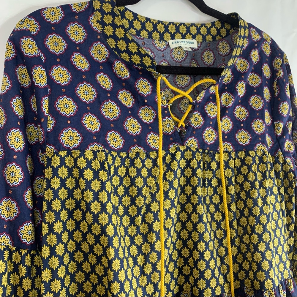 Earthbound Trading Co. Mixed Print Boho Tiered Cotton Navy Peasant Tunic, size M - Picture 8 of 12